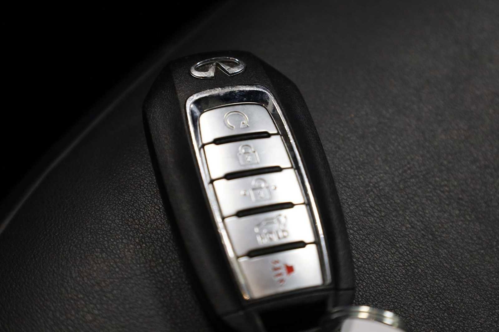 Used 2021 INFINITI QX50 Luxe w/ Appearance Package image 38