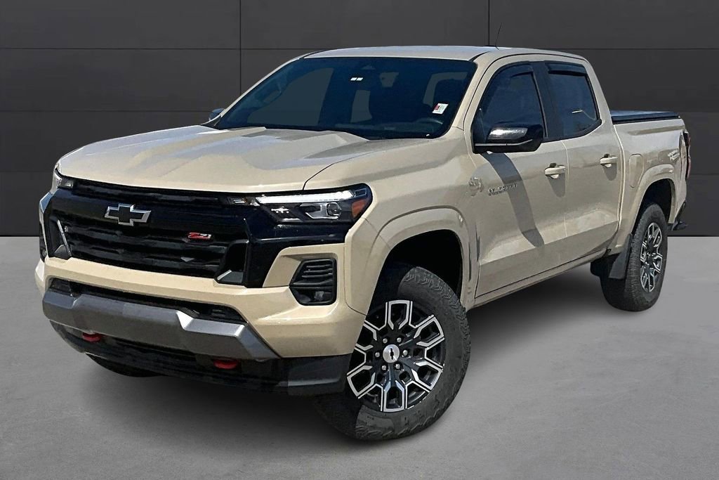 Used 2023 Chevrolet Colorado Z71 image 1