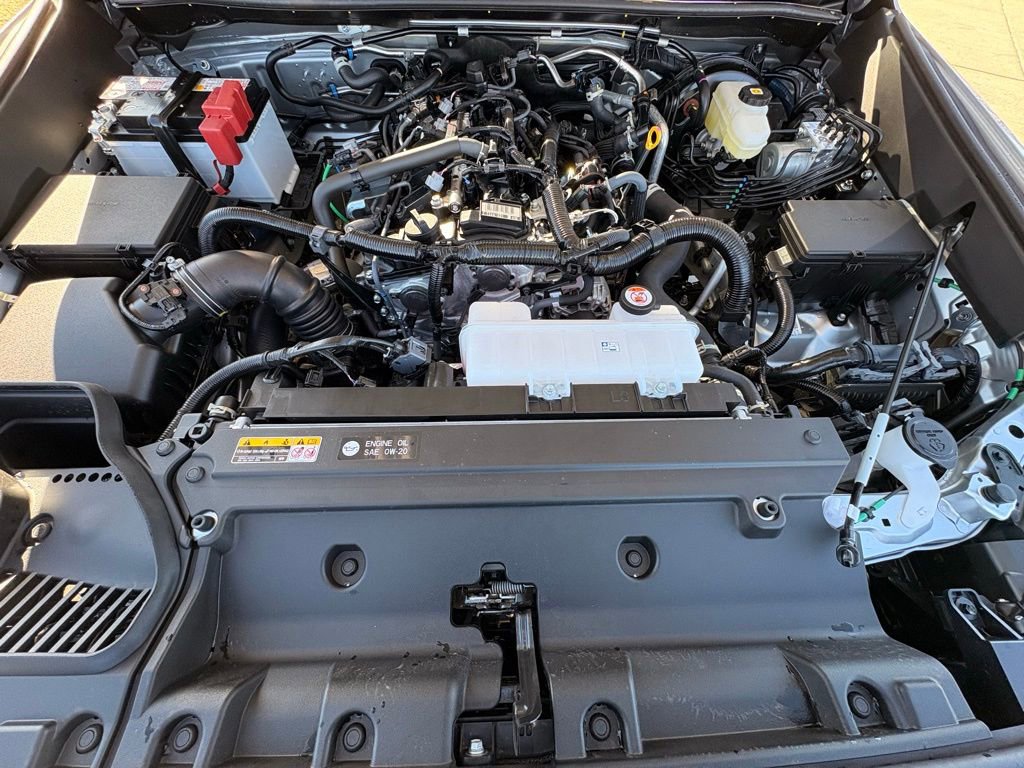 Used 2025 Toyota 4Runner SR5 image 32