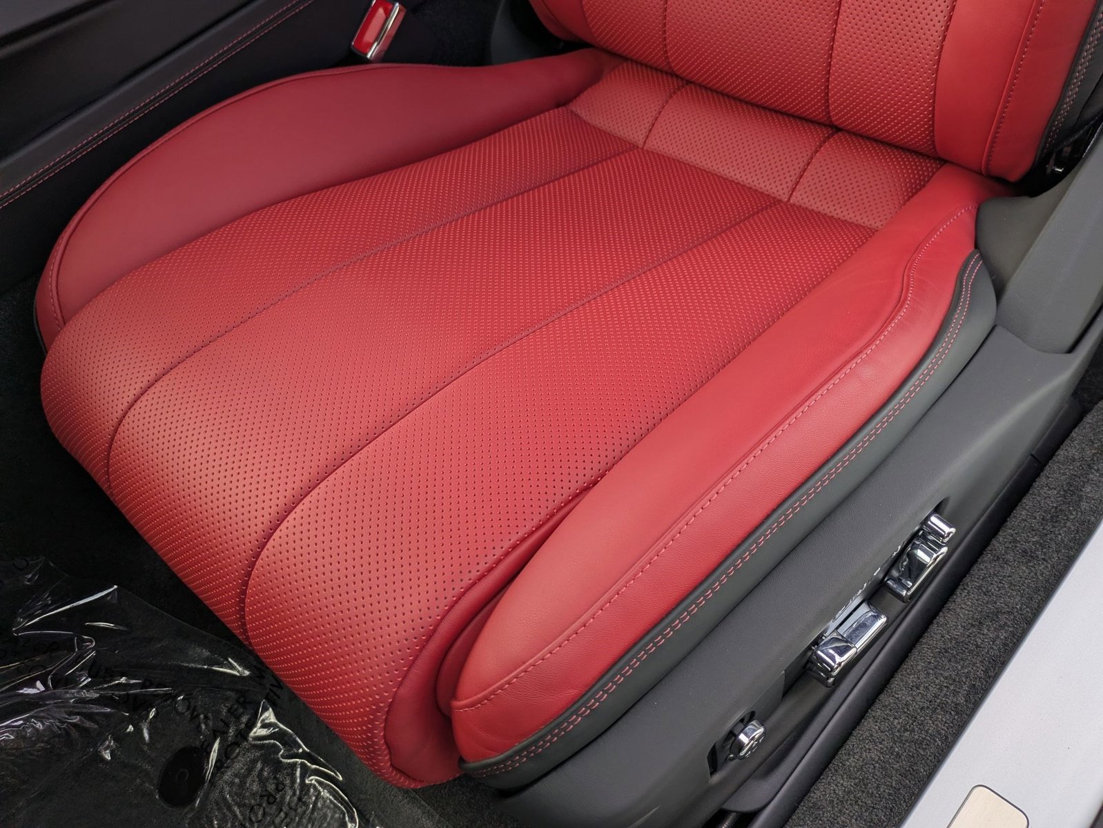 Certified 2024 Bentley Continental GT V8 image 9