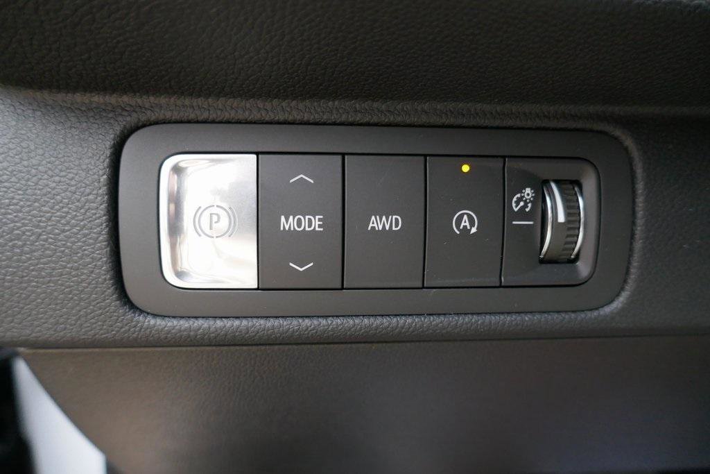 New 2026 Chevrolet Traverse RS image 26