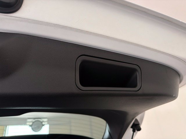 Used 2021 Chevrolet TrailBlazer LT w/ Convenience Package FWD image 22