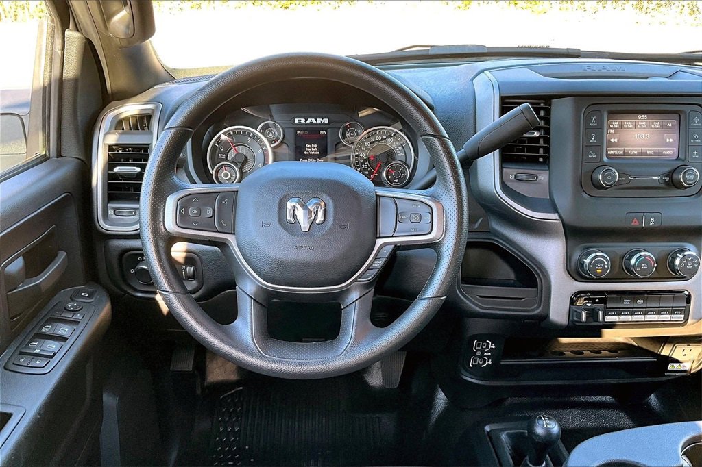 Used 2024 RAM 5500 Tradesman w/ Chrome Appearance Group image 9