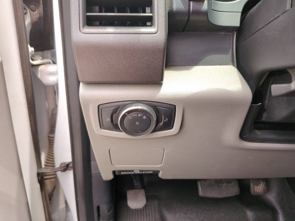 Used 2021 Ford F550 4x4 Regular Cab Super Duty image 22
