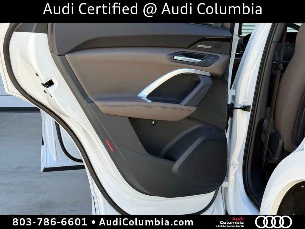 Used 2025 Audi Q5 Premium Plus w/ Premium Plus AWD/4WD image 24