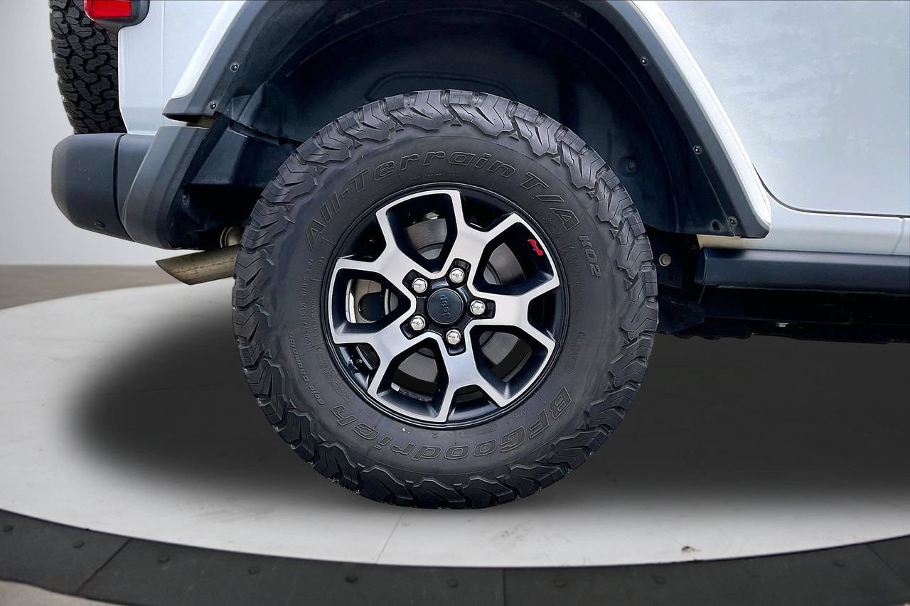 Certified 2018 Jeep Wrangler Unlimited Rubicon AWD/4WD image 36