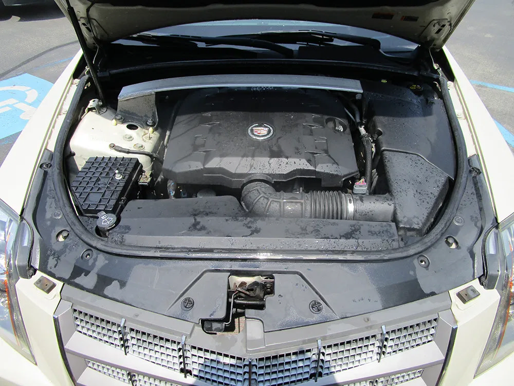 Used 2011 Cadillac CTS Luxury AWD/4WD image 10