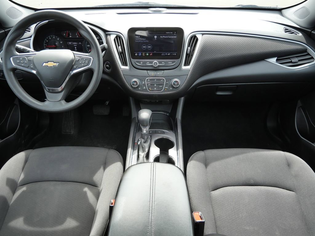 Used 2024 Chevrolet Malibu LT FWD image 30