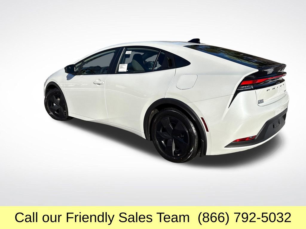 New 2026 Toyota Prius LE video 3