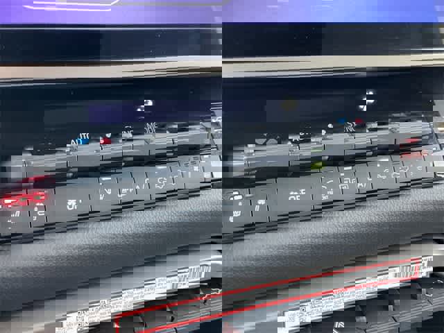 Used 2025 Toyota Tundra Limited image 25