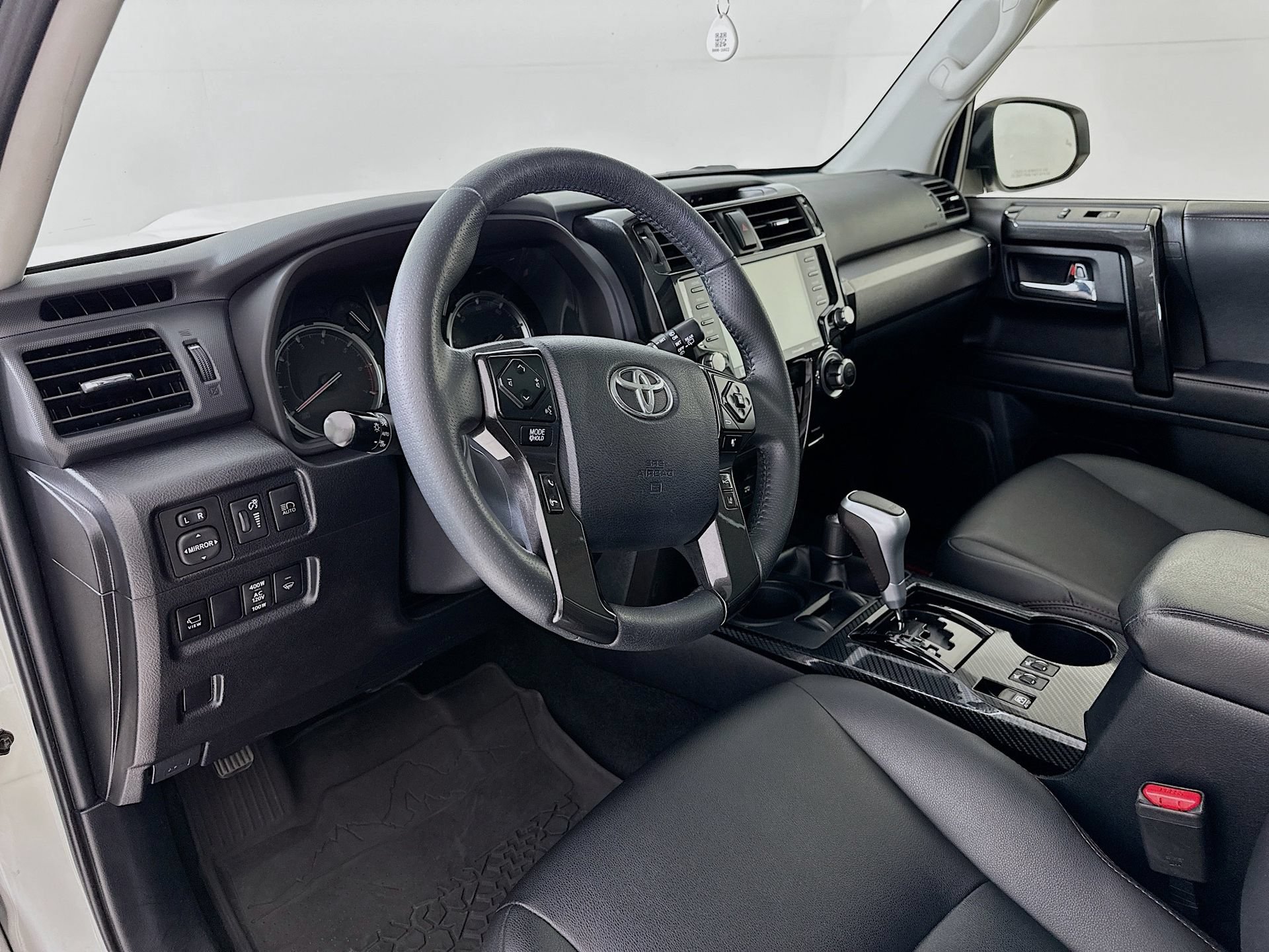 Used 2022 Toyota 4Runner TRD Pro AWD/4WD image 10