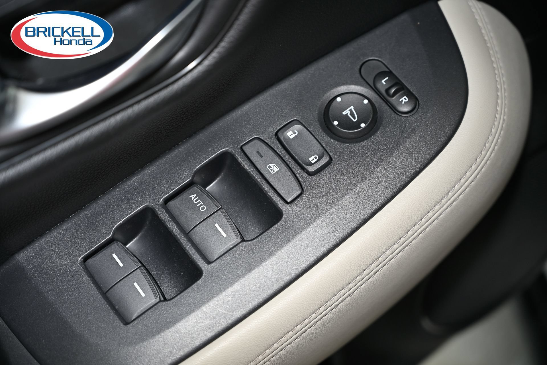 Certified 2024 Honda HR-V LX image 30