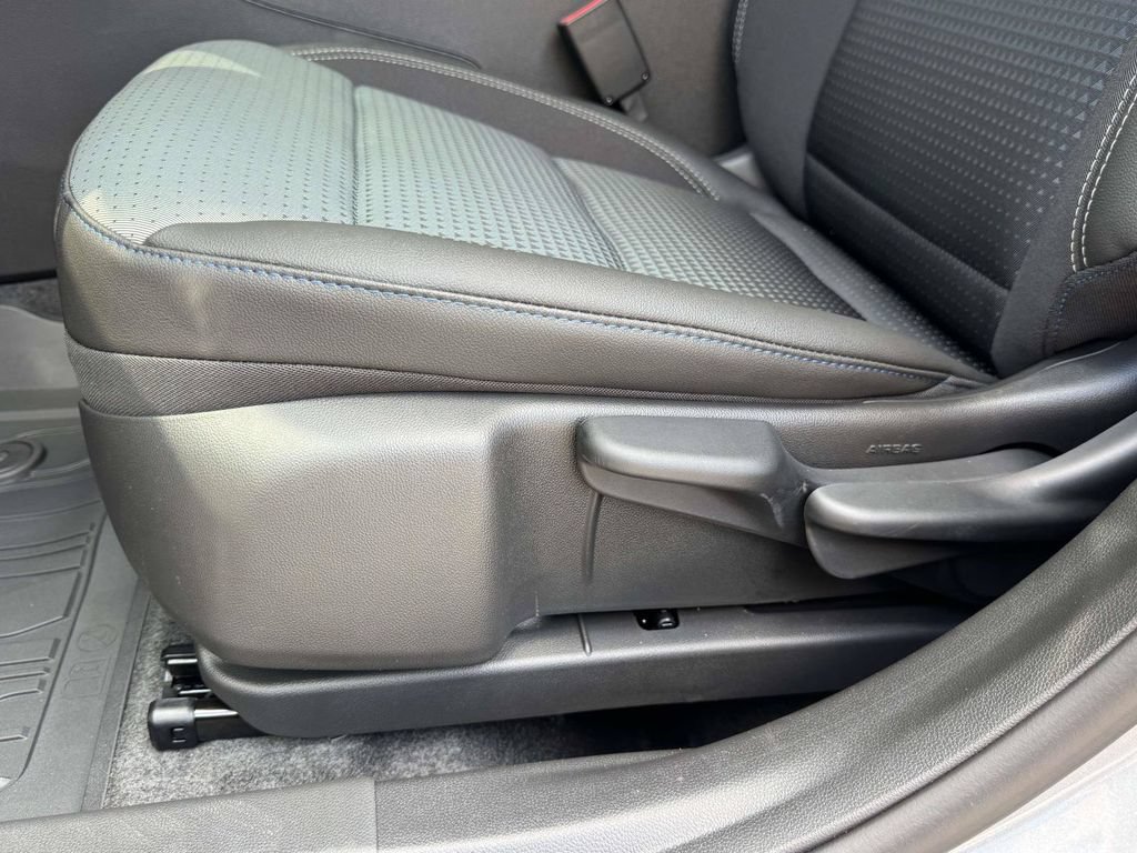 New 2026 Chevrolet Trax LT w/ Driver Confidence Package FWD image 19