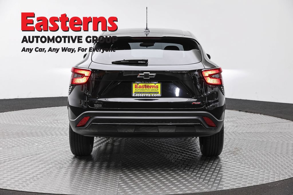 Used 2024 Chevrolet Trax RS FWD image 6