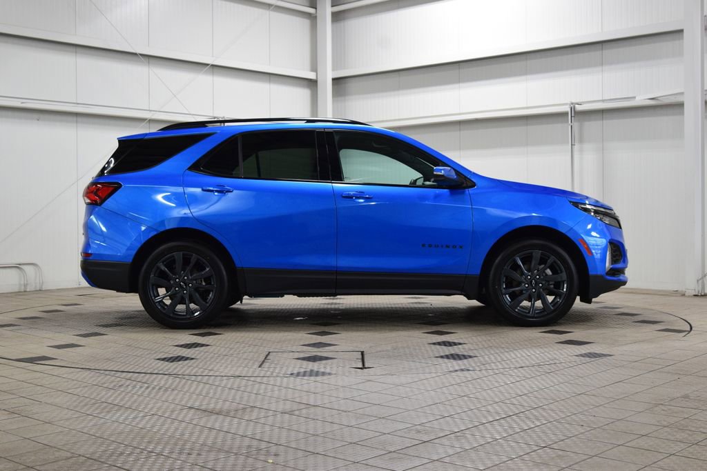 Used 2024 Chevrolet Equinox RS w/ RS Leather Package image 9