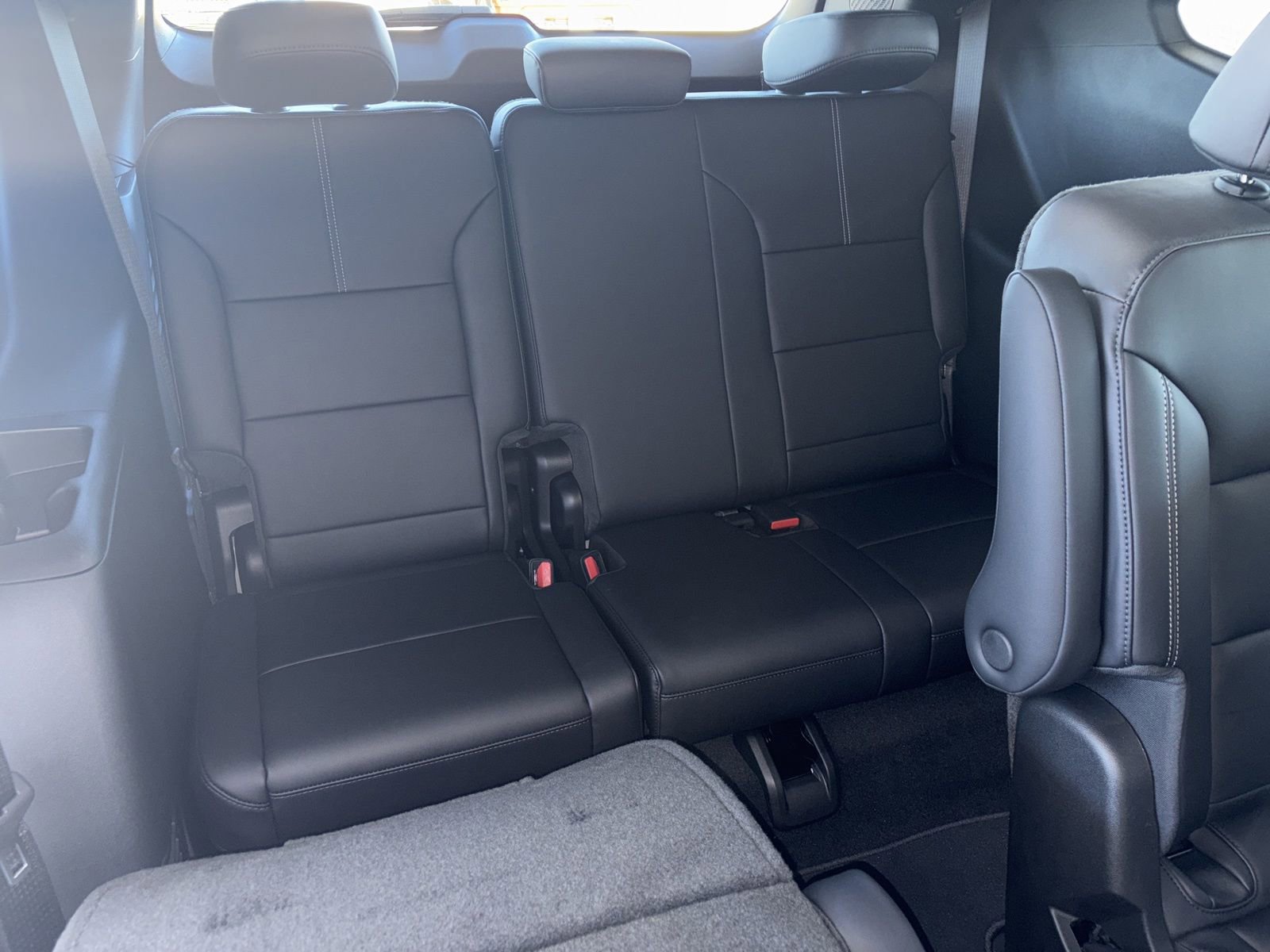 New 2026 GMC Acadia Elevation image 14