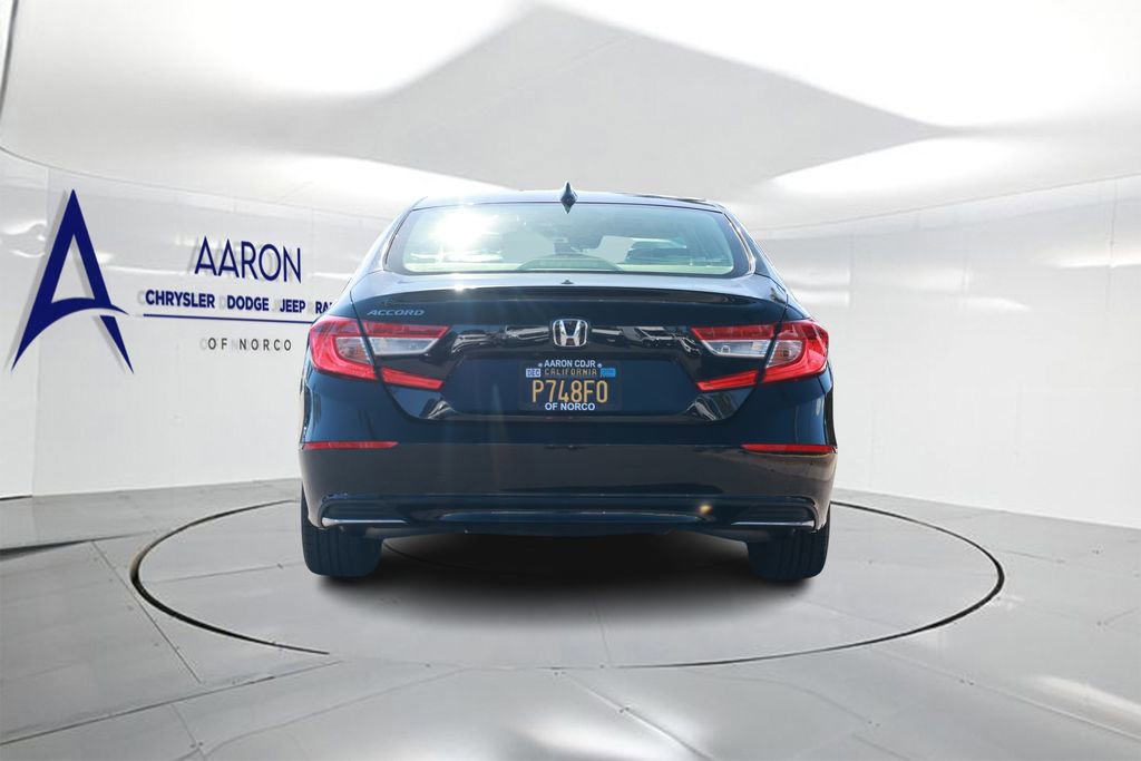 Used 2018 Honda Accord EX image 3
