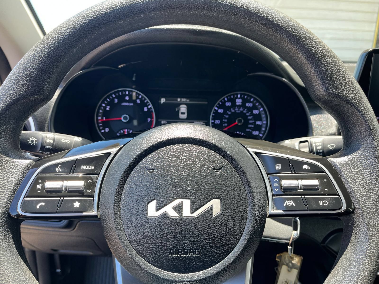 Used 2024 Kia Forte LXS FWD image 25