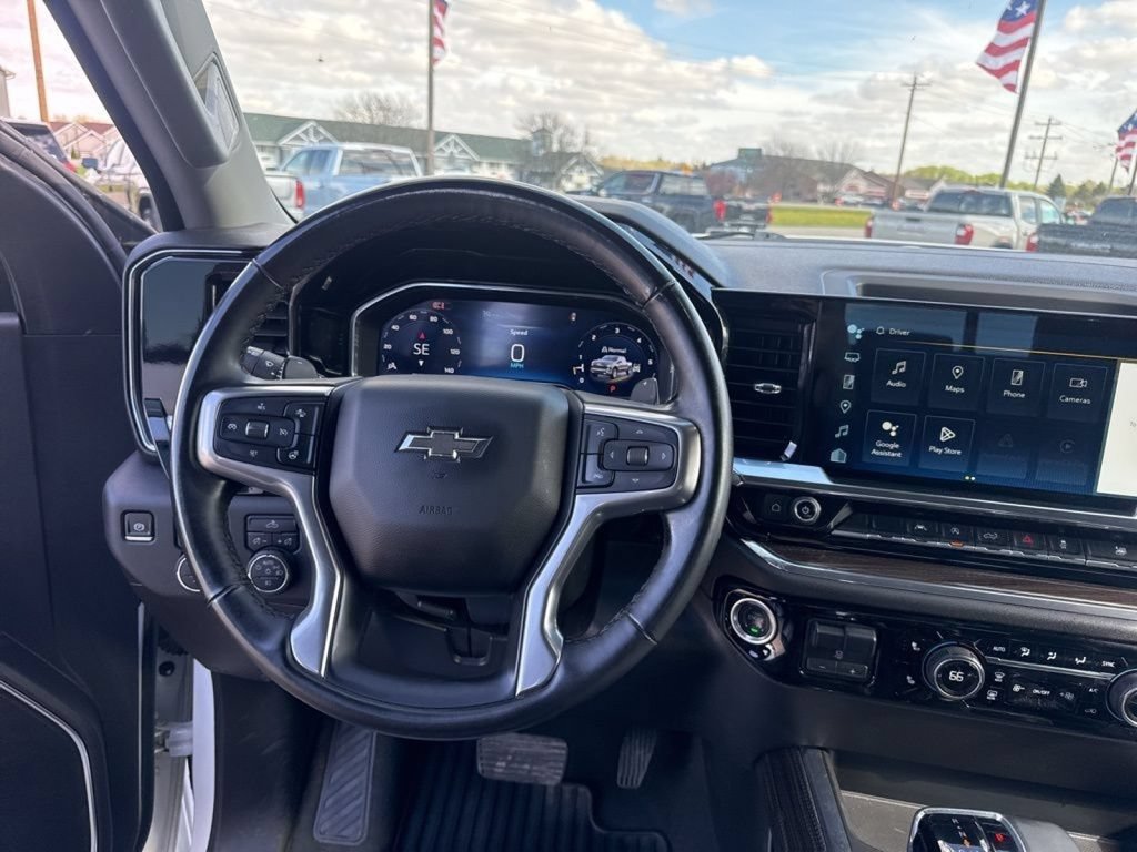 Used 2025 Chevrolet Silverado 1500 RST w/ Convenience Package II AWD/4WD image 46