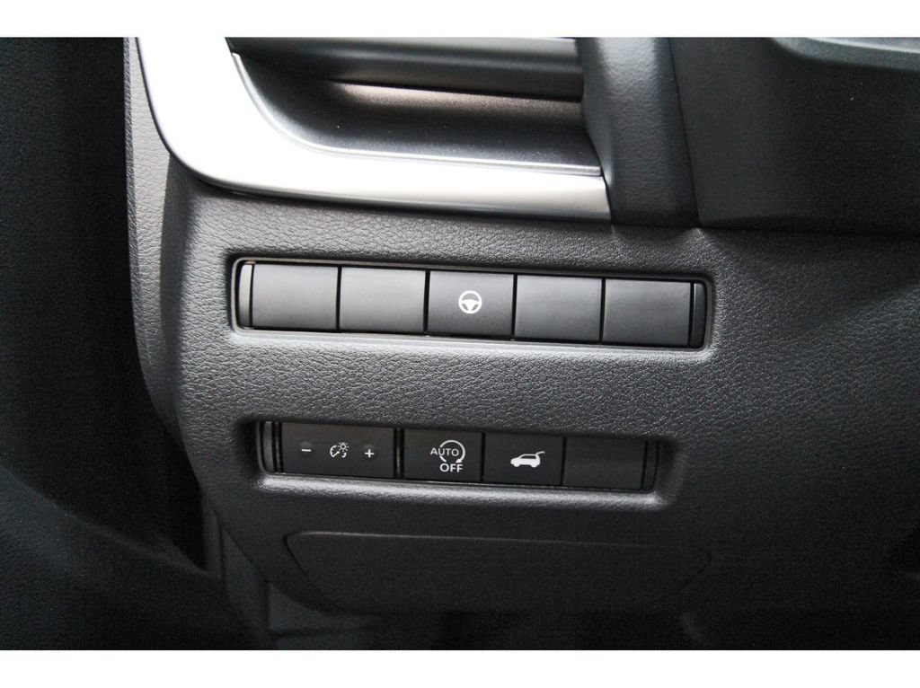 New 2026 Nissan Rogue Dark Armor FWD image 21