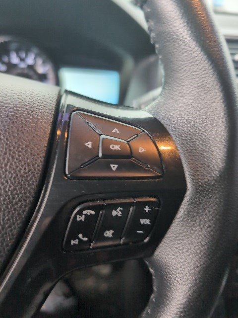 Used 2018 Ford Explorer XLT w/ Equipment Group 201A image 18