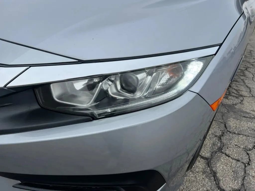 Used 2018 Honda Civic EX image 25