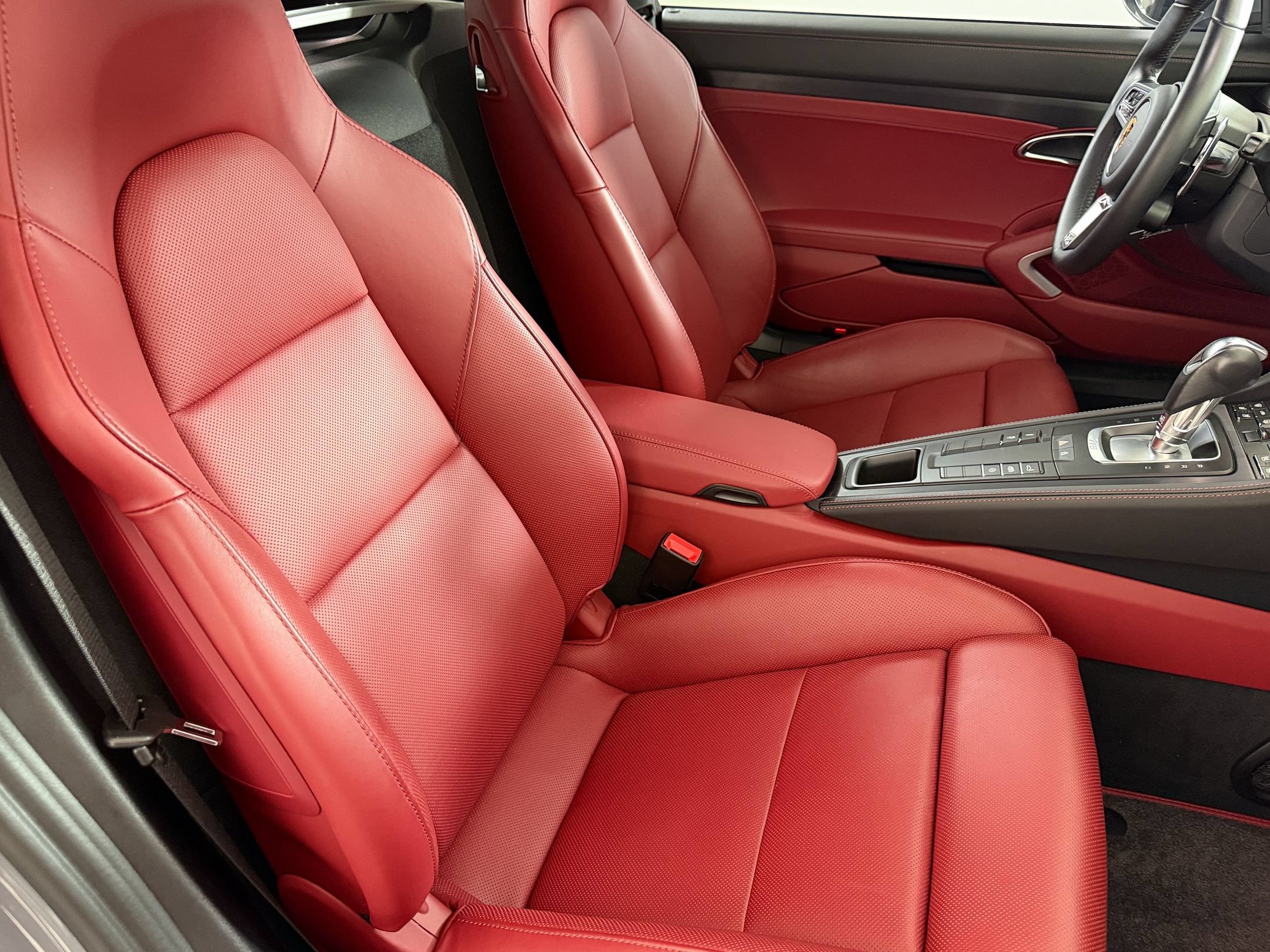 Certified 2023 Porsche 718 Cayman GTS RWD image 23