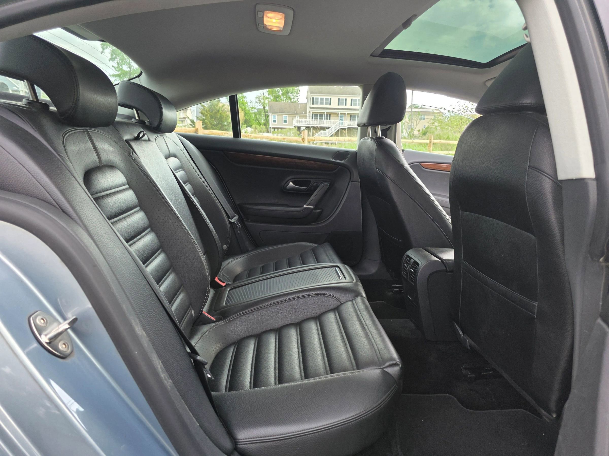 Used 2012 Volkswagen CC Lux Limited FWD image 18