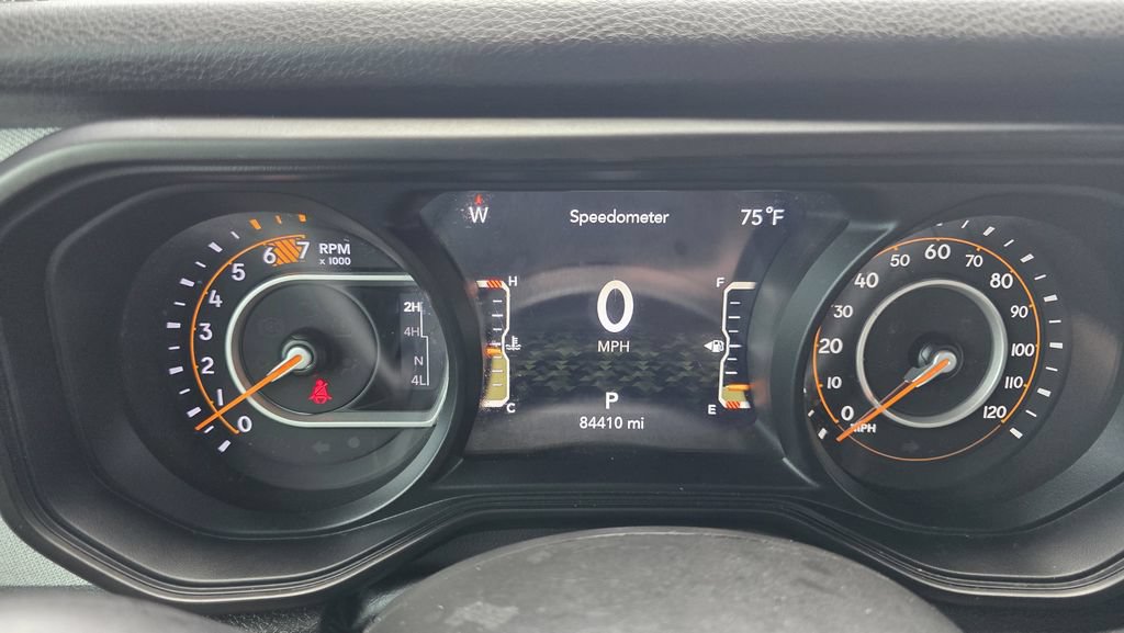 Used 2024 Jeep Wrangler Unlimited Sport AWD/4WD image 17