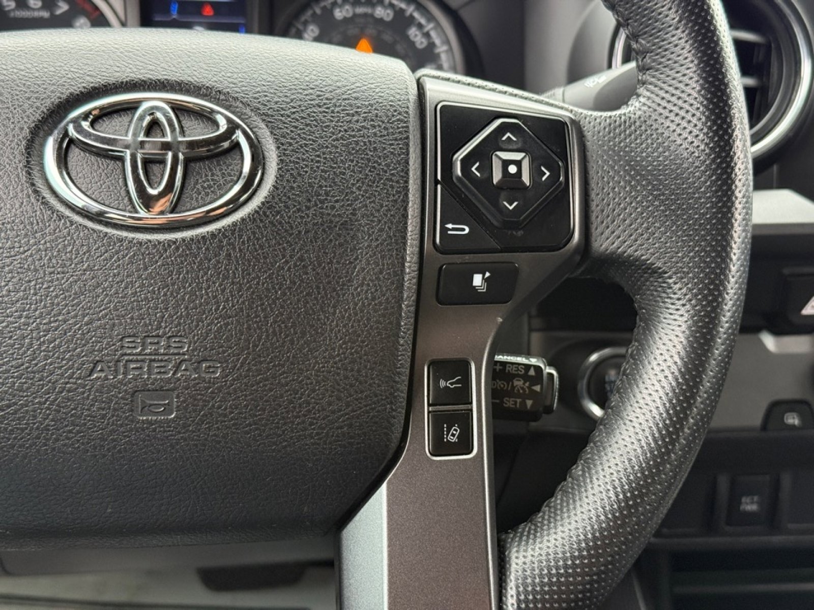 Used 2022 Toyota Tacoma TRD Off-Road RWD image 20
