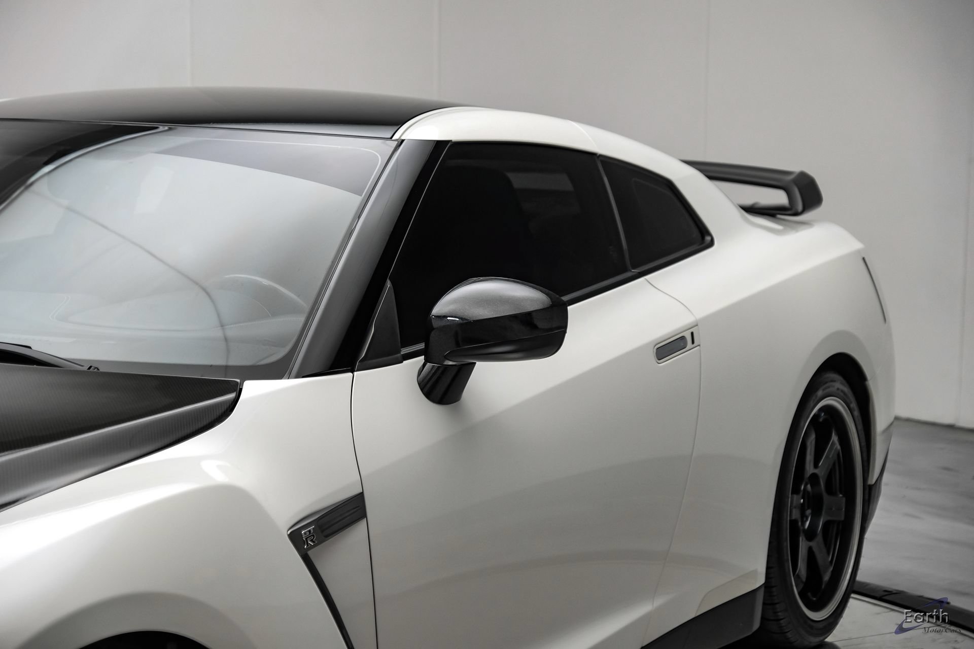 Used 2014 Nissan GT-R Black Edition AWD/4WD image 34