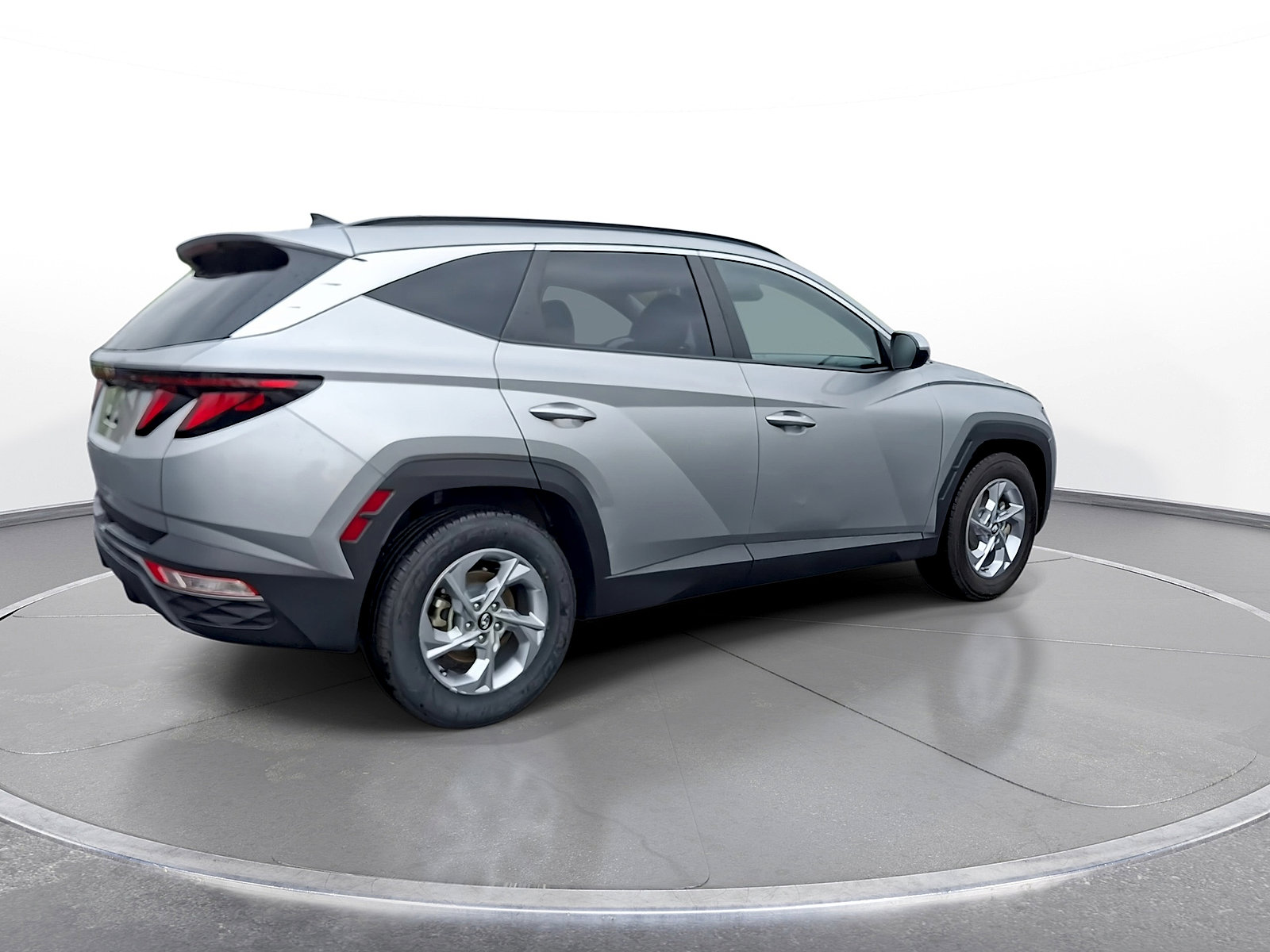 Used 2024 Hyundai Tucson SEL FWD image 8