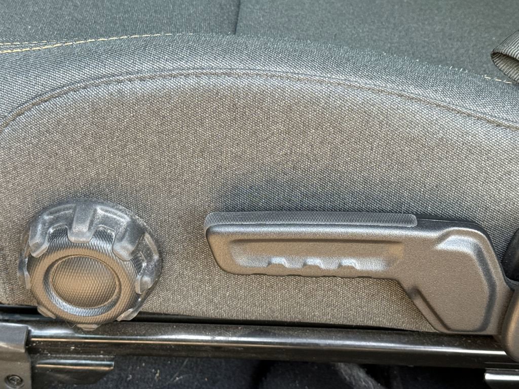 Used 2024 Jeep Wrangler Sport S image 22