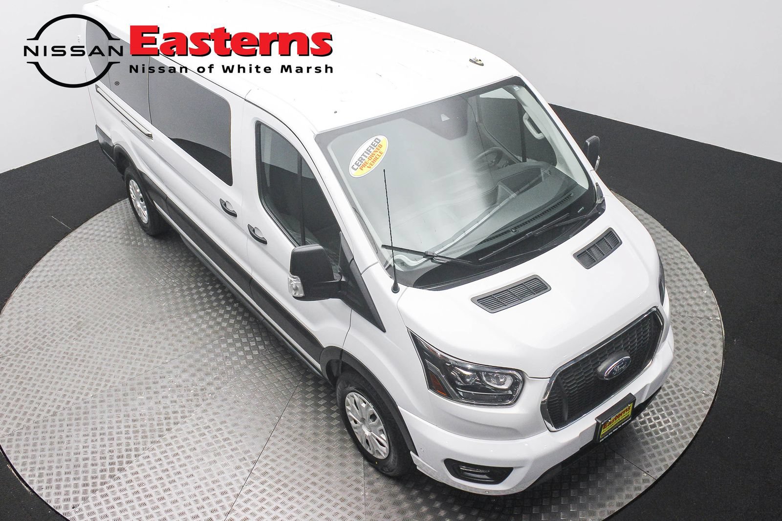 Used 2023 Ford Transit 350 XLT RWD image 3