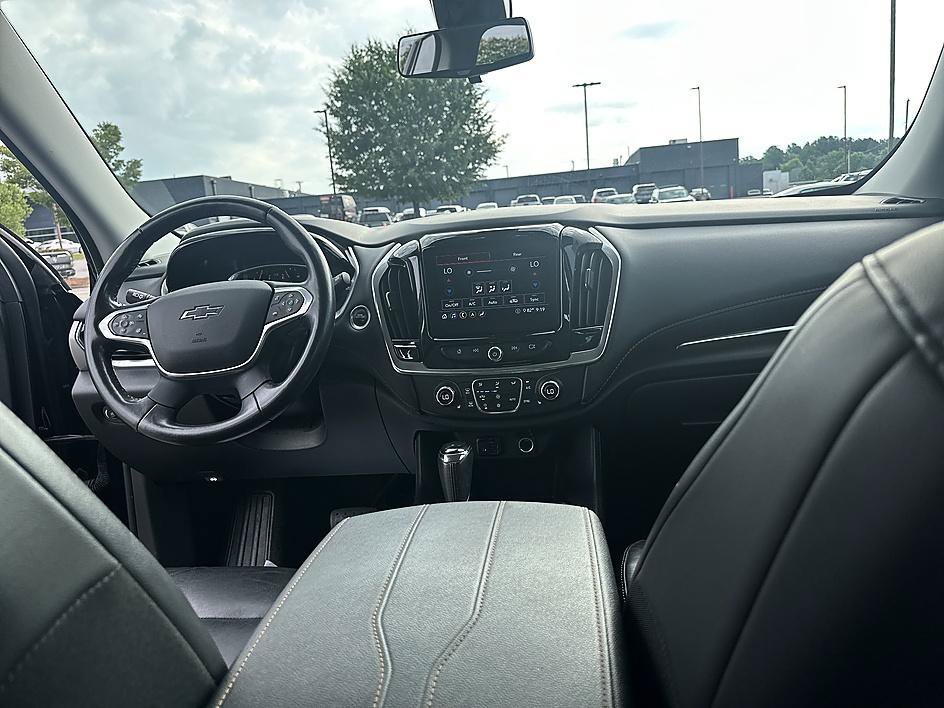 Used 2020 Chevrolet Traverse RS FWD image 19
