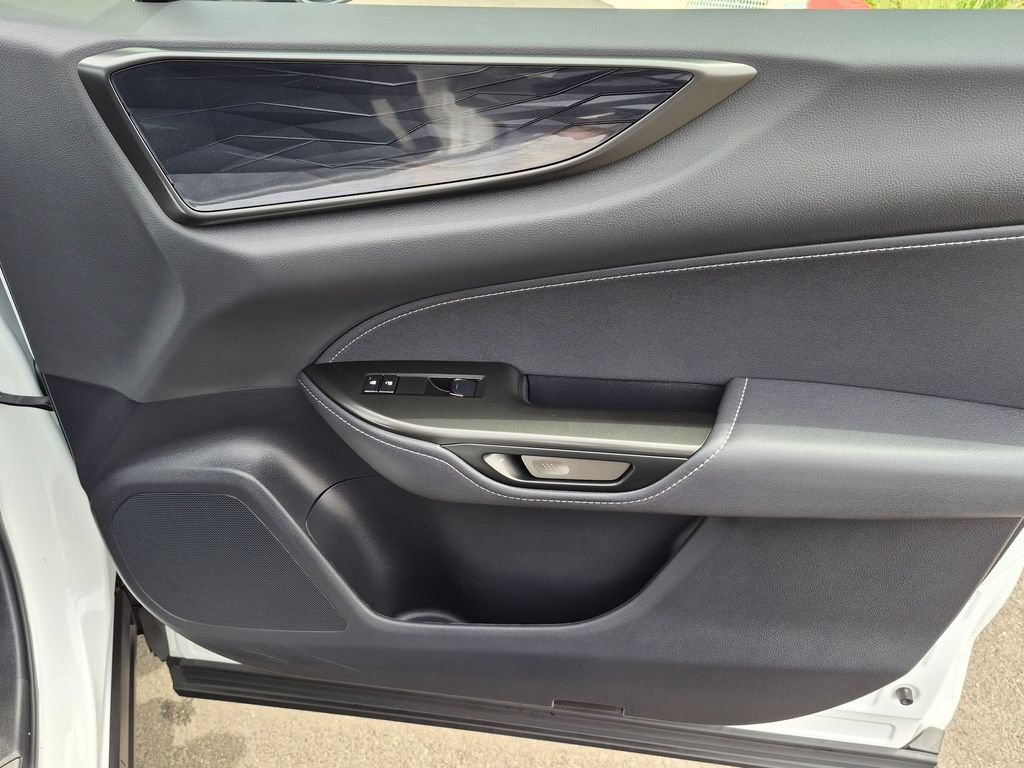 Used 2025 Lexus NX 350h AWD w/ Accessory Package (2T) image 18