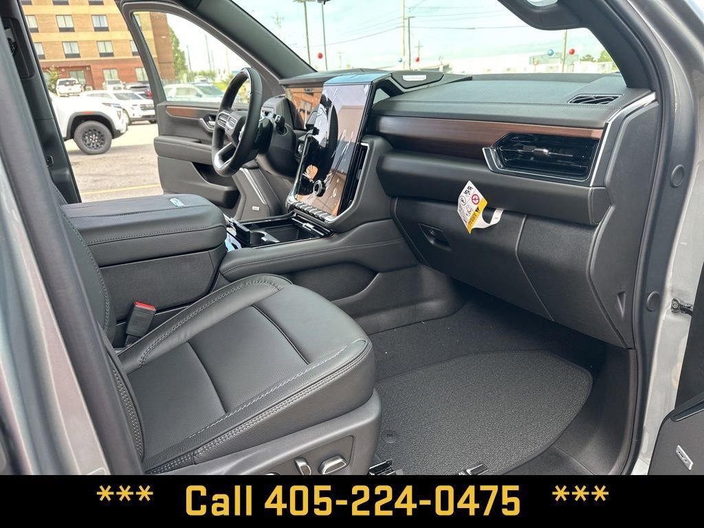 New 2026 GMC Yukon Denali w/ Denali Reserve Package AWD/4WD image 36