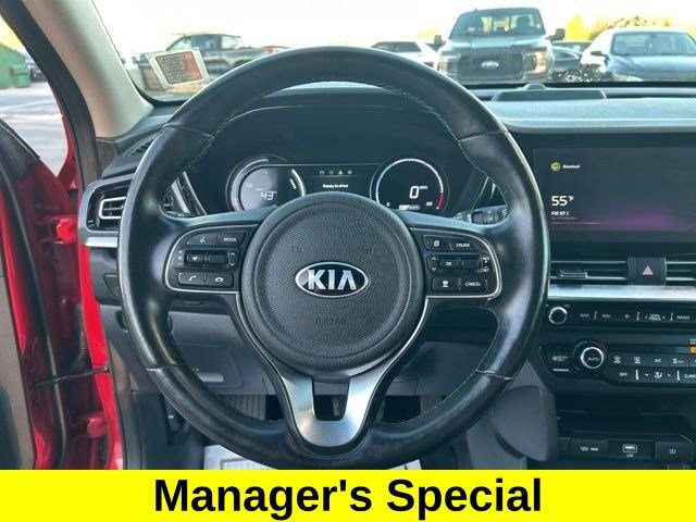 Used 2021 Kia Niro EX Premium w/ Cold Weather Package image 16