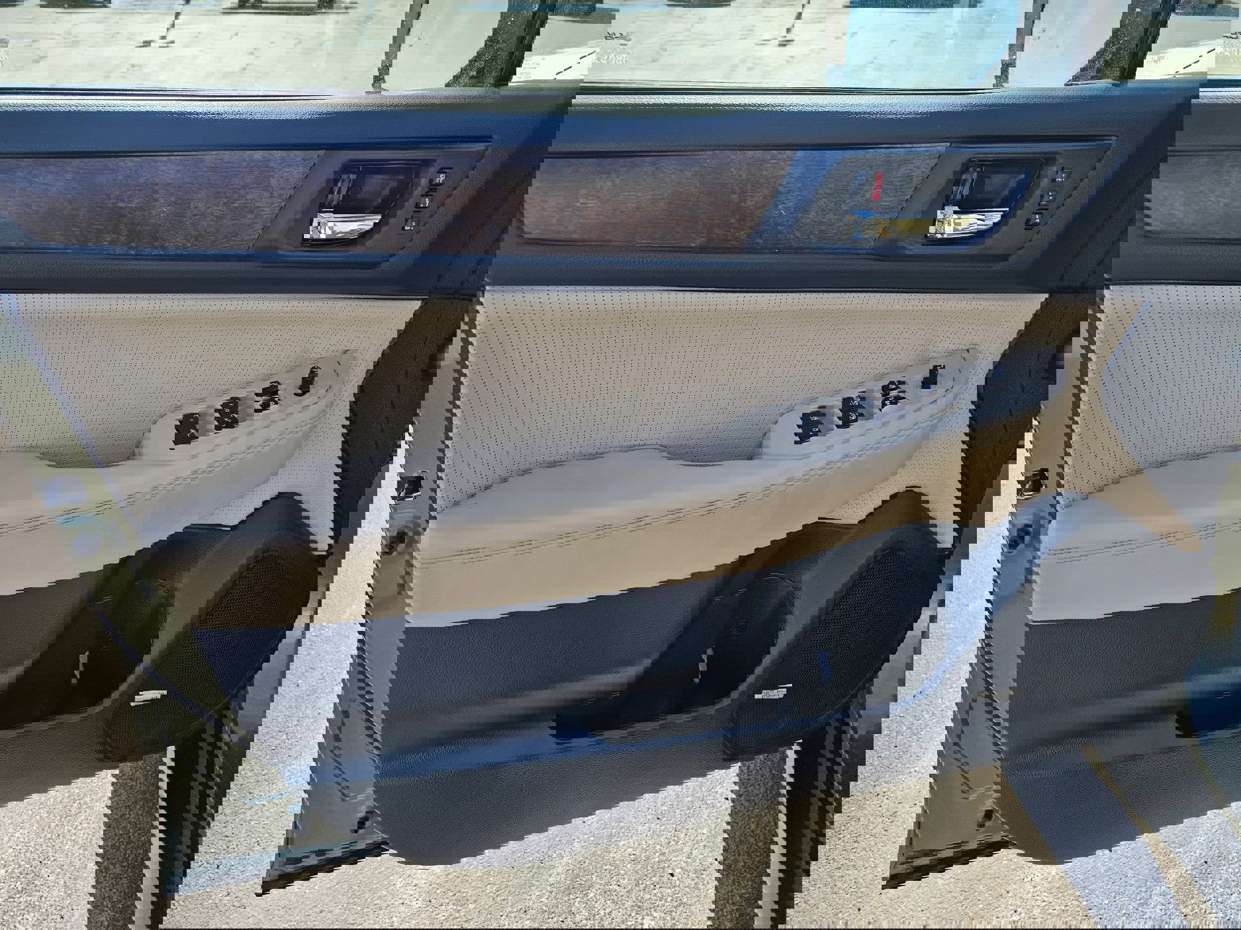 Used 2016 Subaru Outback 2.5i Limited w/ Protection Package #1 image 8