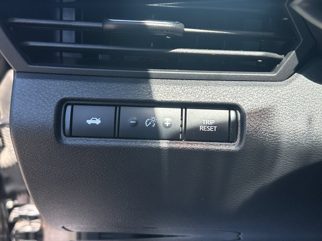 Certified 2021 Nissan Altima 2.5 SV AWD/4WD image 22