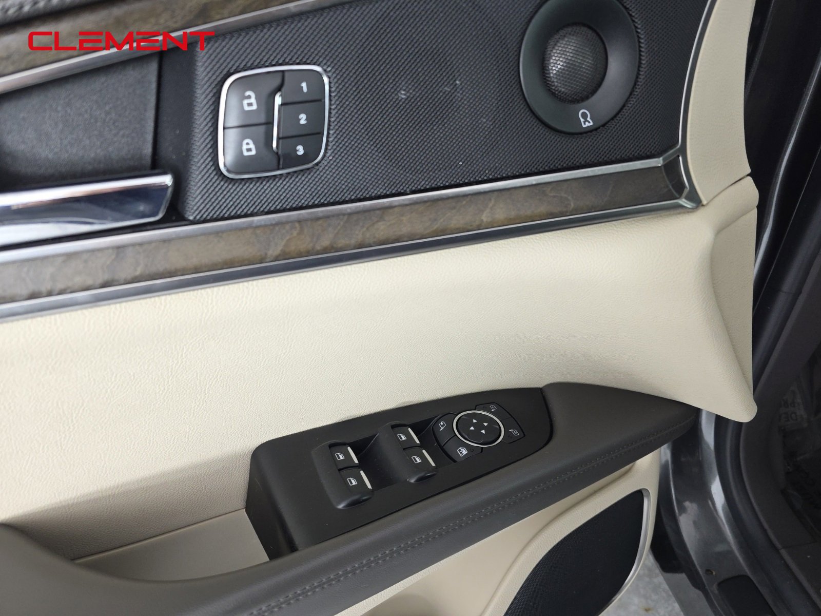 Used 2020 Lincoln Nautilus Reserve image 20