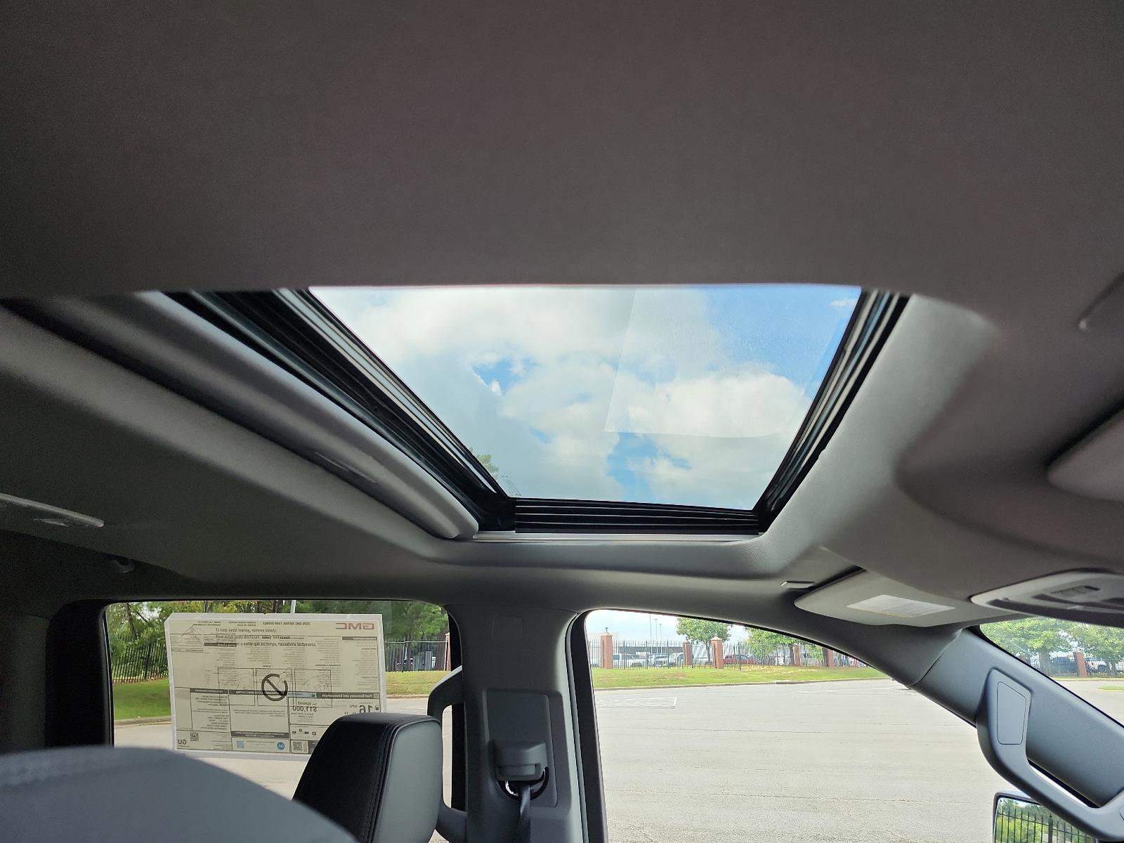 New 2026 GMC Sierra 1500 Denali w/ Denali Reserve Package image 8