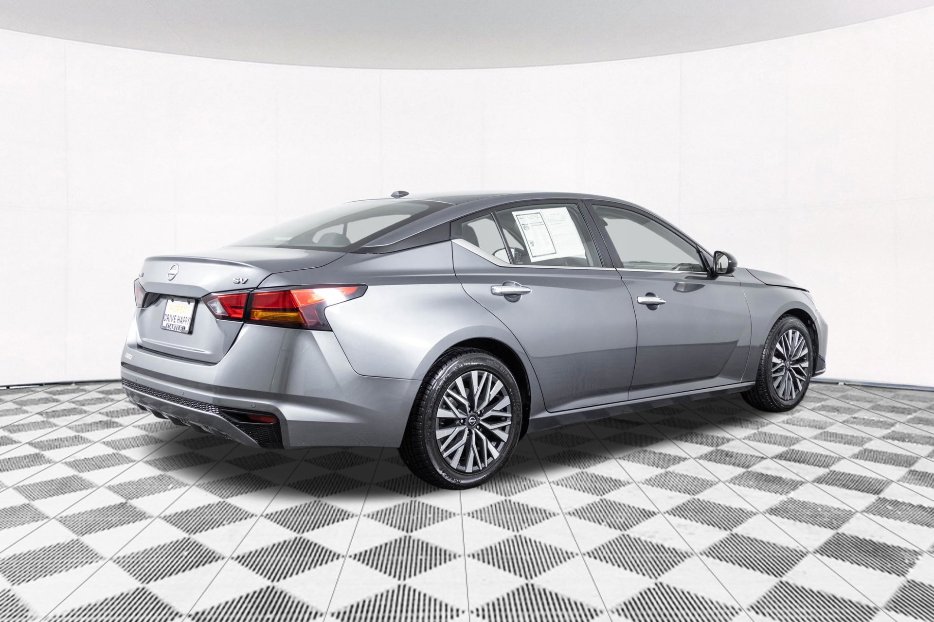 Used 2024 Nissan Altima 2.5 SV FWD image 19