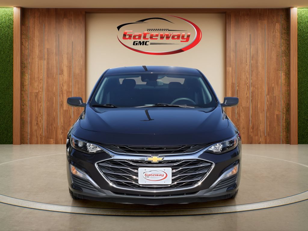 Used 2023 Chevrolet Malibu LS FWD image 2