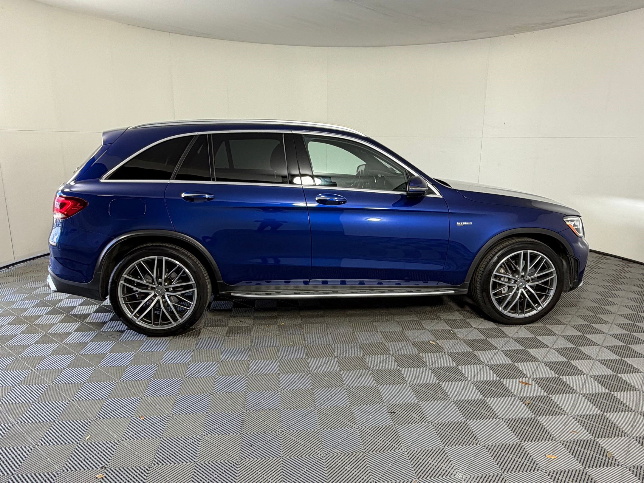 Used 2020 Mercedes-Benz GLC 43 AMG 4MATIC image 7