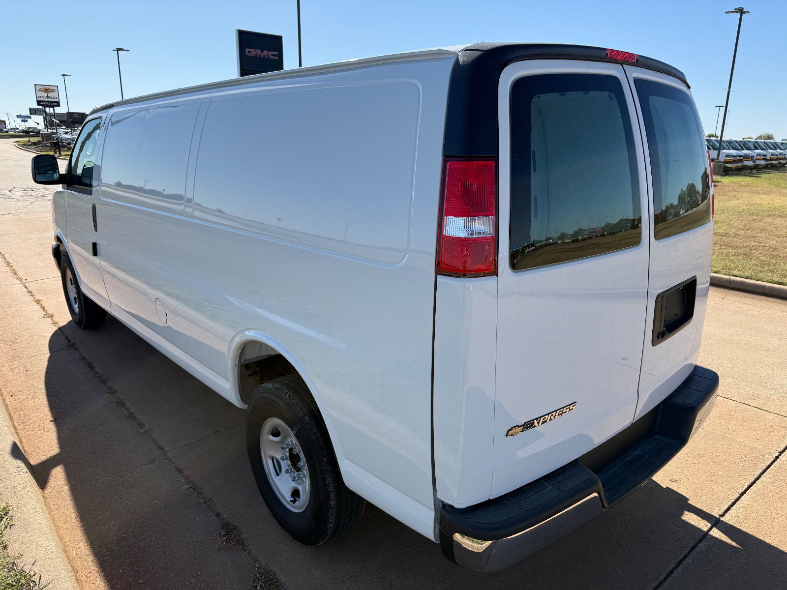 New 2025 Chevrolet Express 3500 Extended w/ Driver Convenience Package RWD image 5