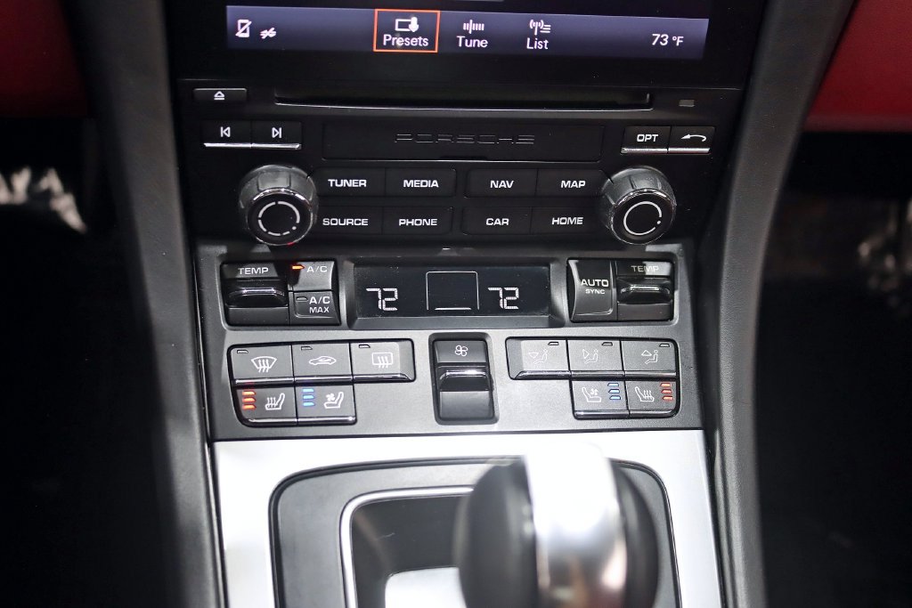Used 2019 Porsche 911 Carrera RWD image 22