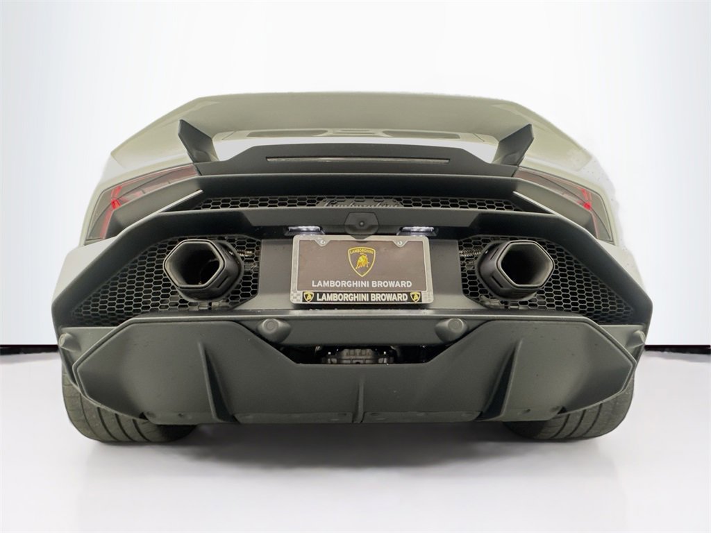 Used 2023 Lamborghini Huracan Tecnica image 30