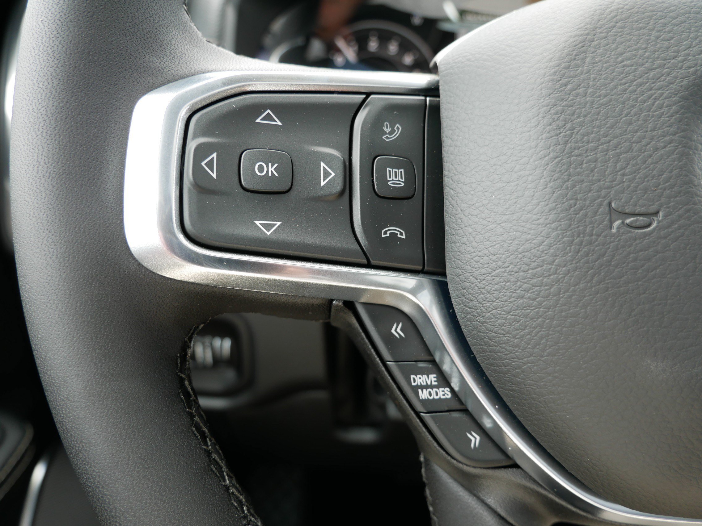 New 2026 RAM 1500 Laramie w/ Night Edition AWD/4WD image 19
