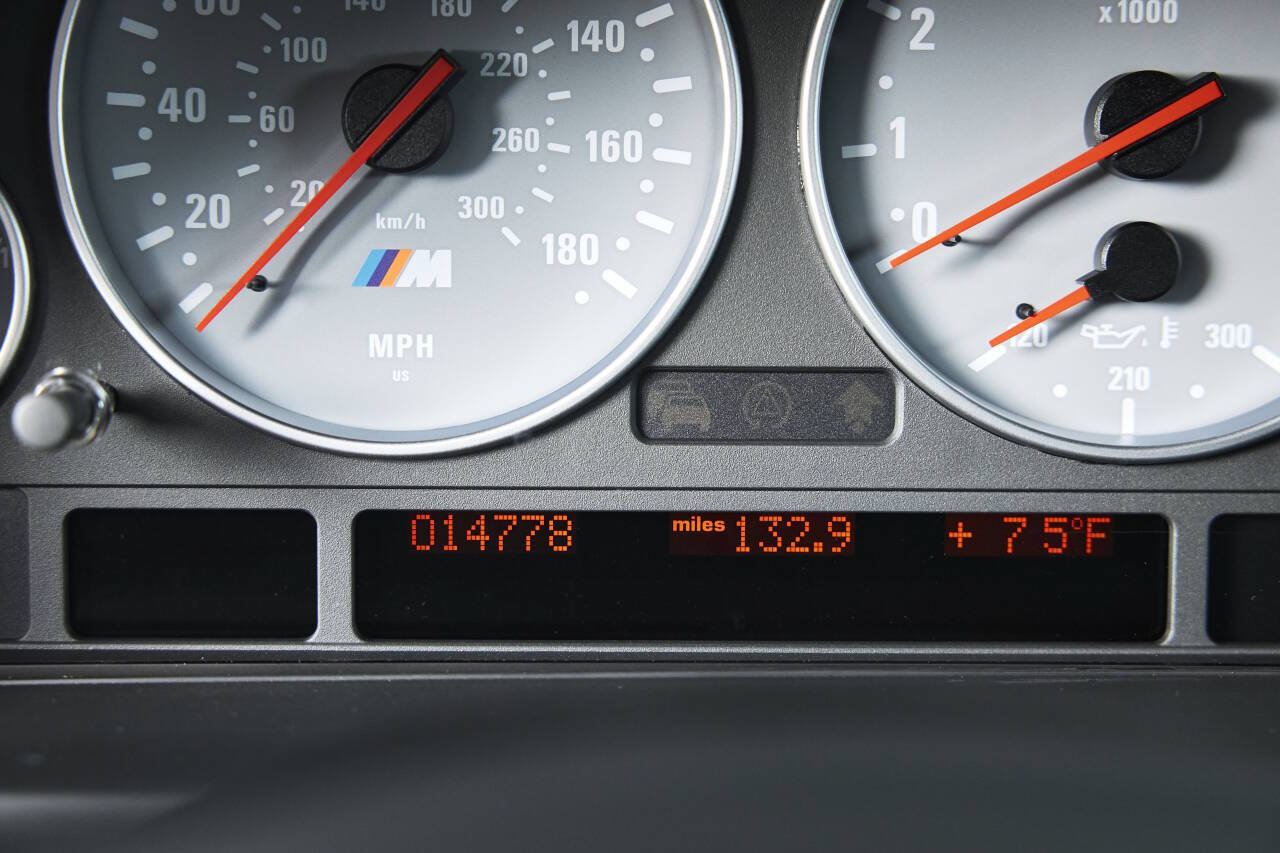 Used 2003 BMW M5 RWD image 50